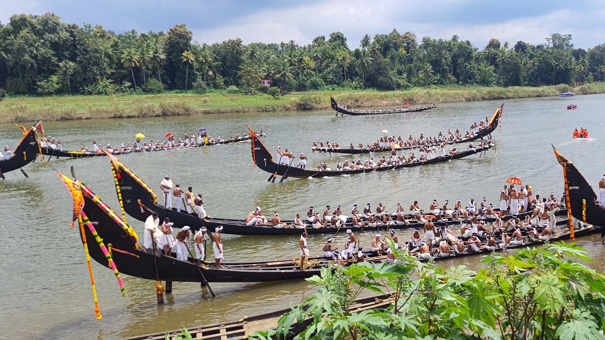 Aranmula Palliyodam is a sacred, large snake boat (Chundan Vallam) associated with the Aranmula Parthasarathy Temple on the Pamba River in Pathanamthitta district, Kerala, India